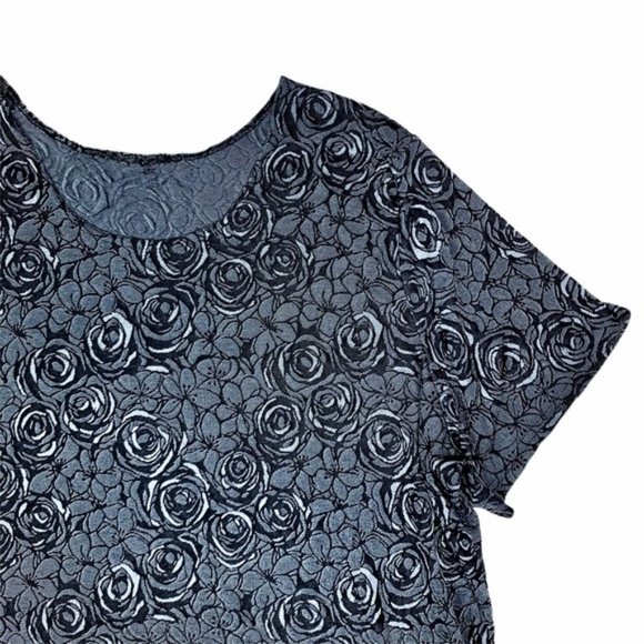 (Up To 50% Off SALE) Rose Floral Metallic Short Sleeve Top - Picture 2 of 3